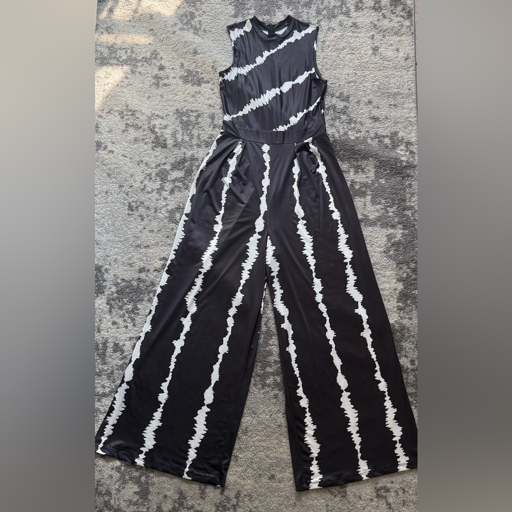 SHEIN Black and White Striped Jumpsuit